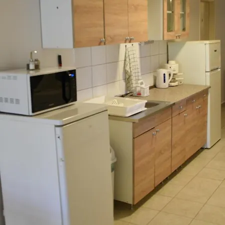 Koezseg Oenkormanyzat - Ifjusagi Szallas *