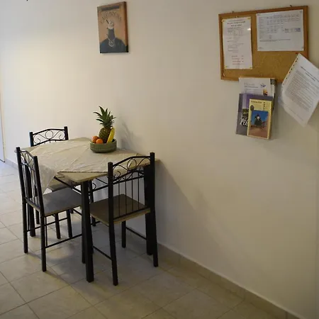 Koezseg Oenkormanyzat - Ifjusagi Szallas Tihany
