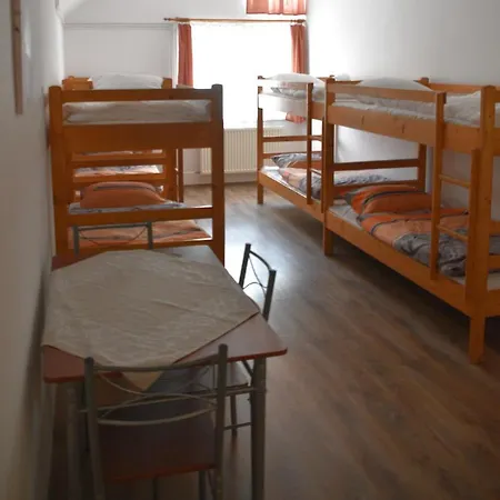 Koezseg Oenkormanyzat - Ifjusagi Szallas * Tihany